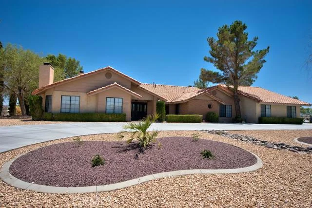 27607 River Rock, Helendale, CA 92342