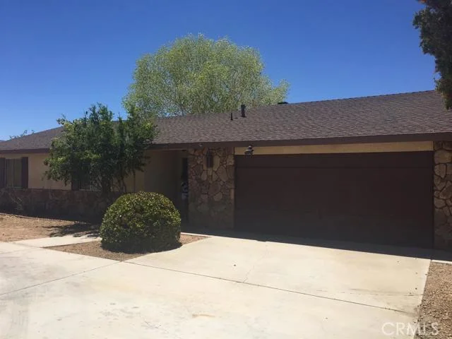 22723 South, Apple Valley, CA 92307