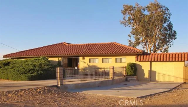 18898 Valencia, Hesperia, CA 92345