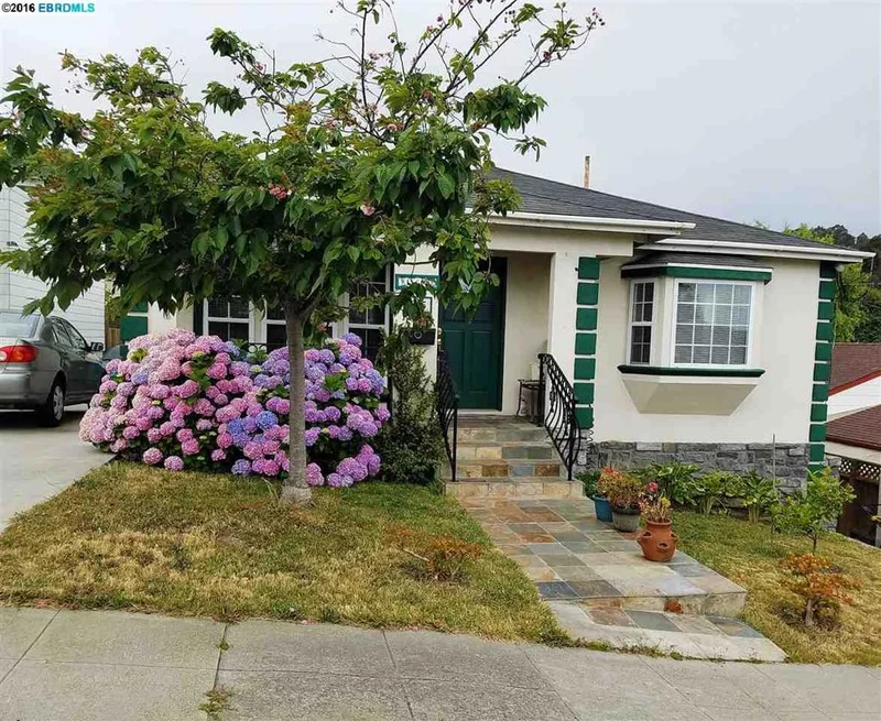 545 Maple Avenue, San Bruno, CA 94066