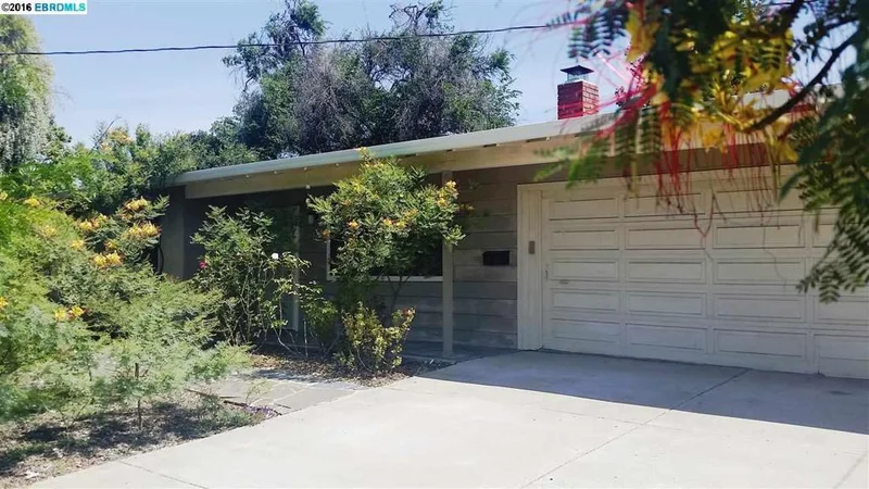 2743 Westgate Ct, Concord, CA 94520