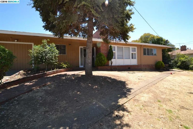 3001 Kelly St, Hayward, CA 94541