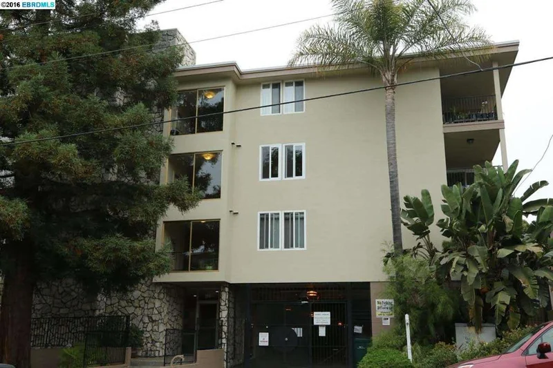 85 Vernon St #107, Oakland, CA 94610