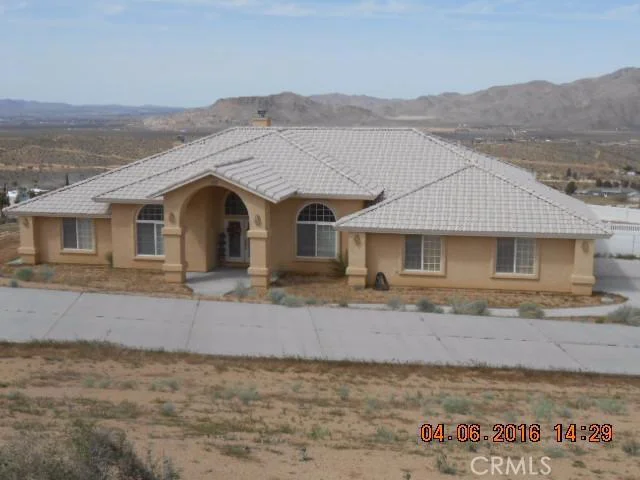 25840 Outpost, Apple Valley, CA 92308