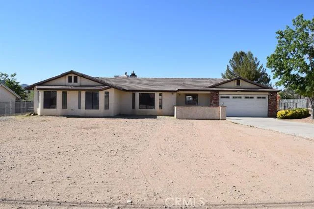 18759 Hinton, Hesperia, CA 92345