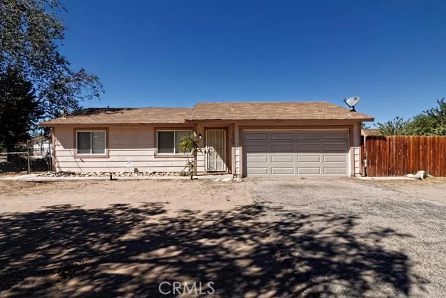 10372 Lincoln, Hesperia, CA 92345