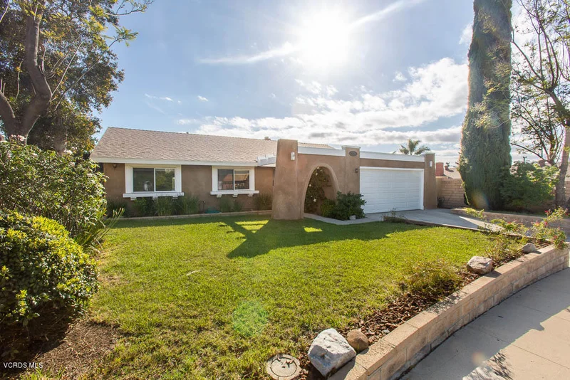 1878 Charing, Simi Valley, CA 93063