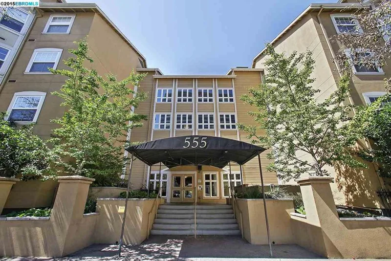 555 10th St #111, Oakland, CA 94607