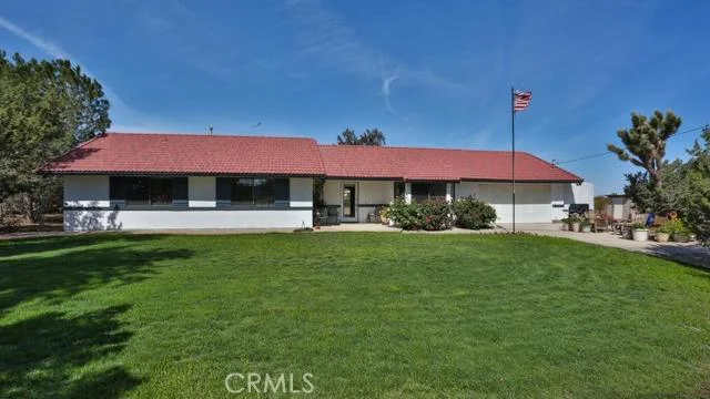 9060 Aster, Oak Hills, CA 92344