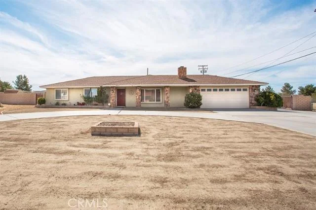 18915 Mendota, Apple Valley, CA 92307