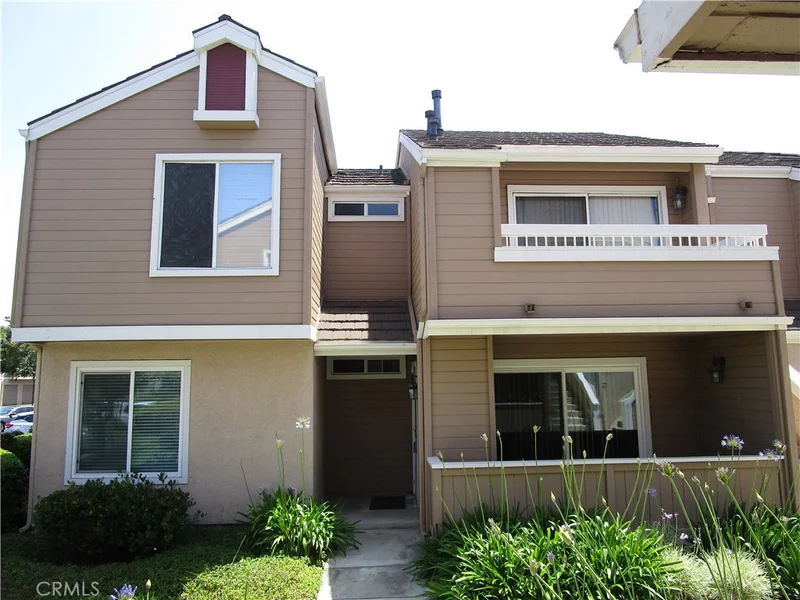 10371 Briar Oaks #D, Stanton, CA 90680