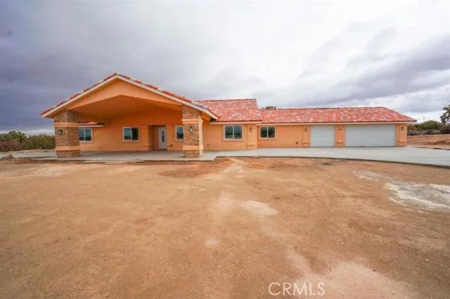 8755 Lilac, Oak Hills, CA 92344