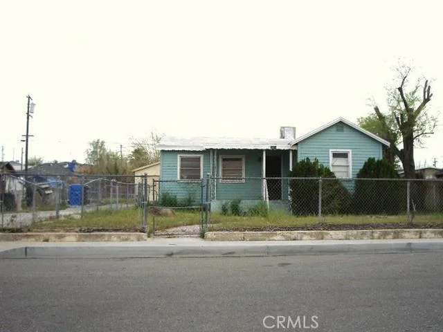 1010 Buena Vista, Barstow, CA 92311