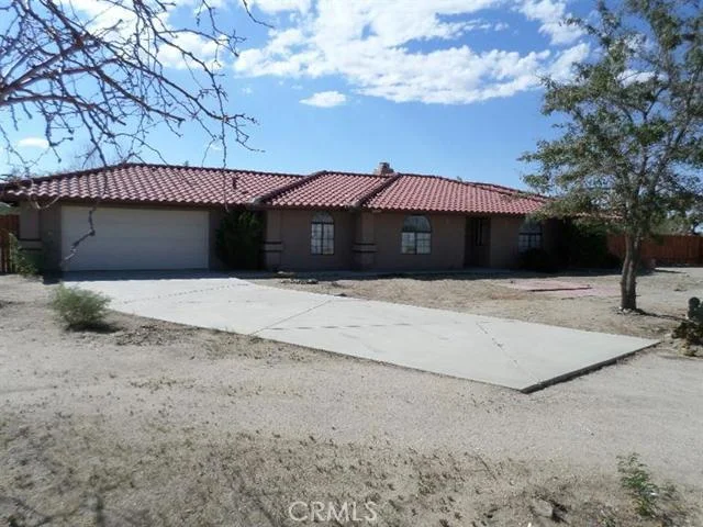 11534 Sahara, Phelan, CA 92371