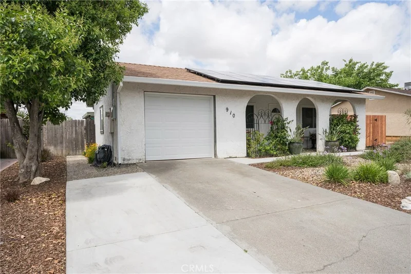 910 Cortina, Orland, CA 95963