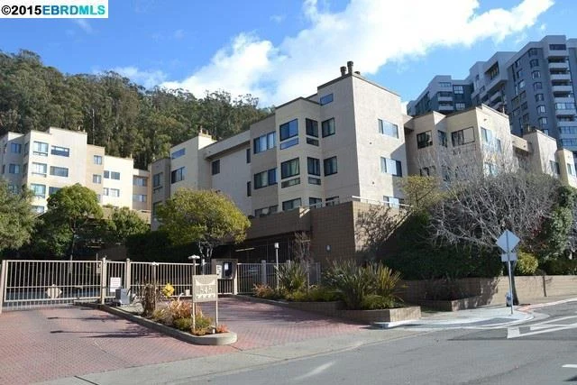 545 Pierce St #3204, Albany, CA 94706