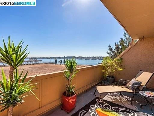 1 Embarcadero West #361, Oakland, CA 94607