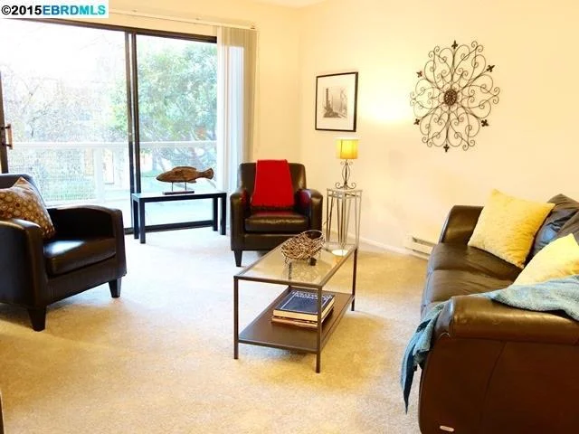 3 Commodore Drive #B363, Emeryville, CA 94608