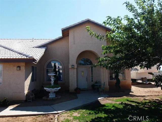 8535 Alta Mesa, Oak Hills, CA 92344