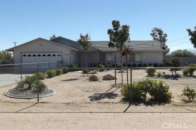 11263 Pinon, Hesperia, CA 92345