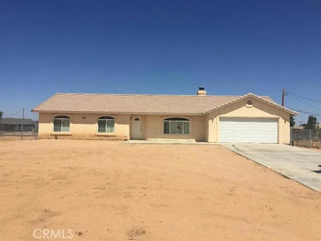 11860 Morning Star, Apple Valley, CA 92308