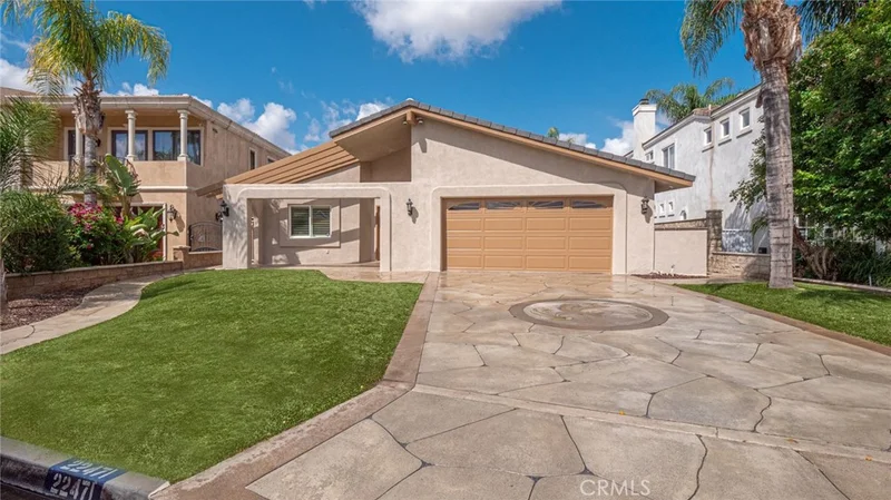 22471 Whirlaway, Canyon Lake, CA 92587
