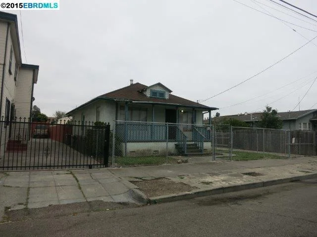 1236 87th Avenue, Oakland, CA 92621