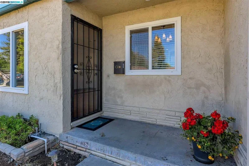 22598 Sierra Ave, Hayward, CA 94541