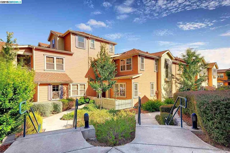 6162 Old Quarry Loop, Oakland, CA 94605