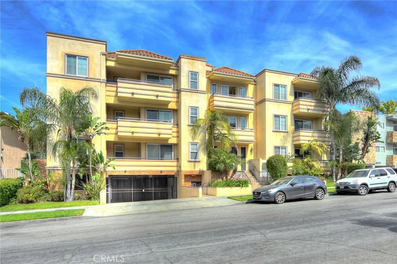 549 Palm #102, Burbank, CA 91501