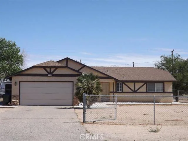 11640 Saratoga, Apple Valley, CA 92308