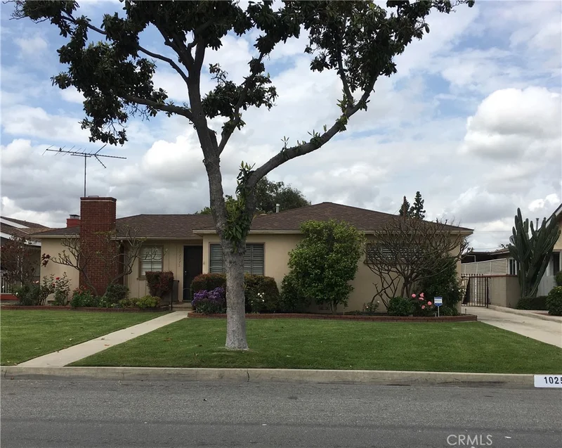 10257 Vultee Avenue, Downey, CA 90241