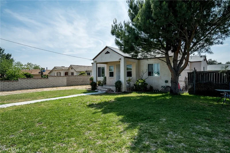 2978 June, San Bernardino, CA 92407