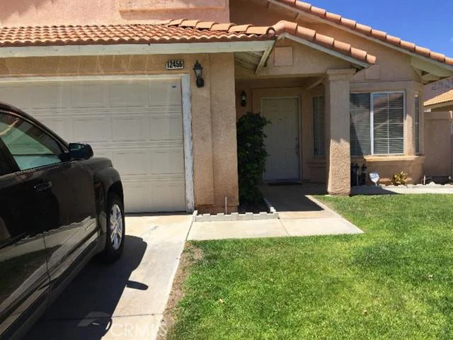 12456 Silverwood Ln, Victorville, CA 92395