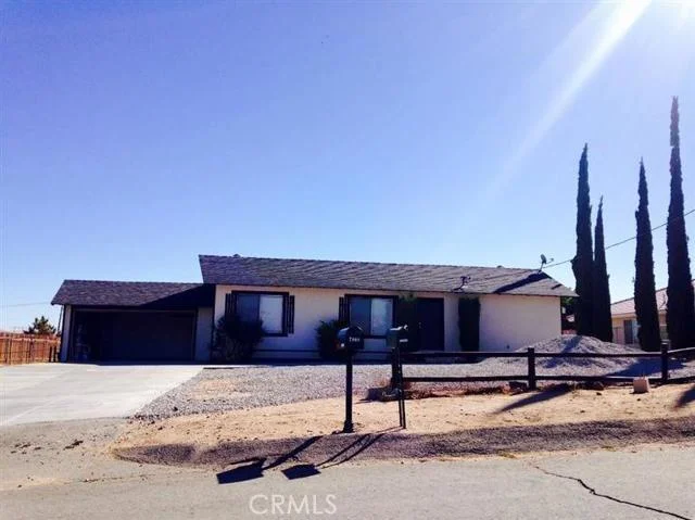 7901 Pismo Avenue, Hesperia, CA 92345