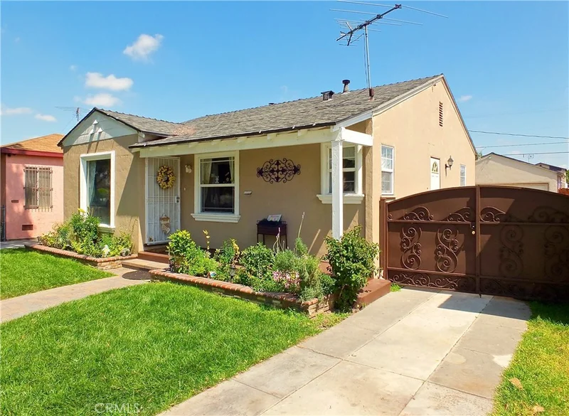 10426 Dorothy, South Gate, CA 90280