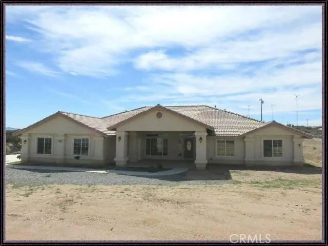10379 Mission, Oak Hills, CA 92344