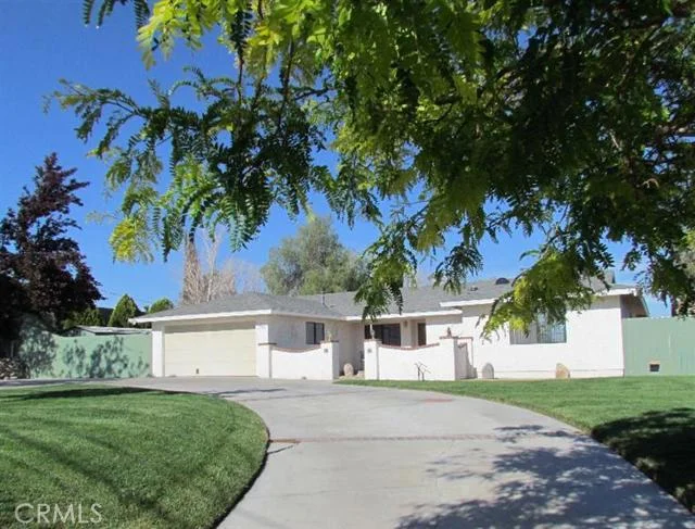 8926 Lilford, Hesperia, CA 92345