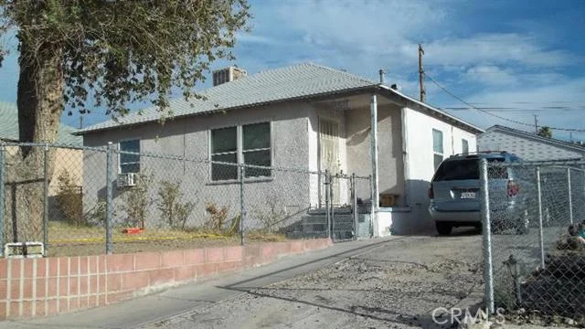 850 Flora, Barstow, CA 92311
