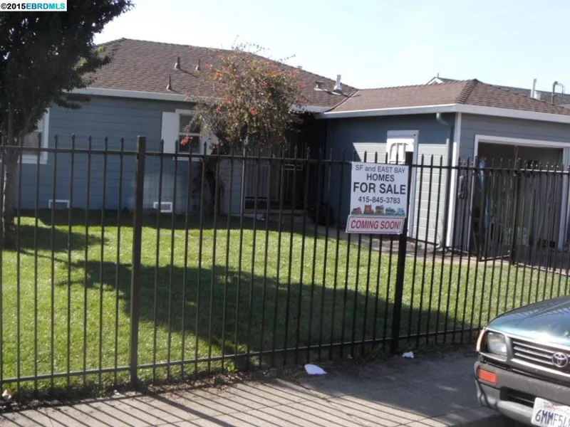 417 105th Ave, Oakland, CA 94603