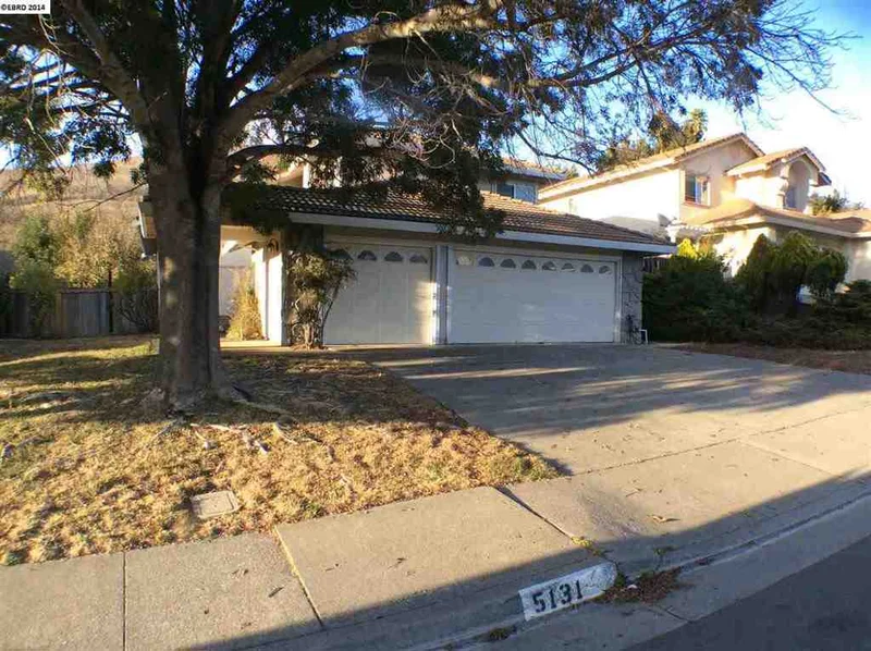 5131 Carriage Dr, Richmond, CA 94803-3853