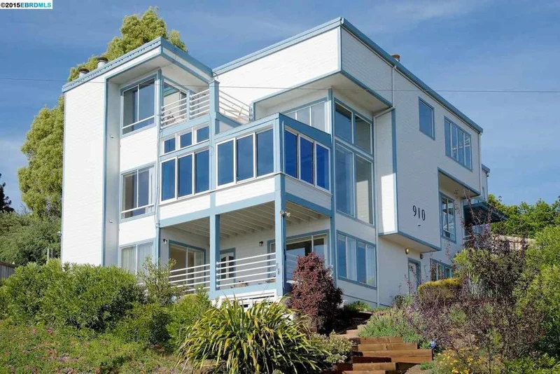 910 Arlington Blvd, El Cerrito, CA 94530