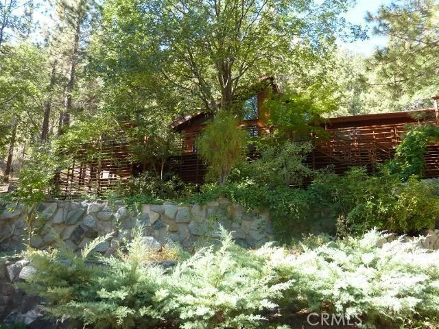 875 Mockingbird, Wrightwood, CA 92397