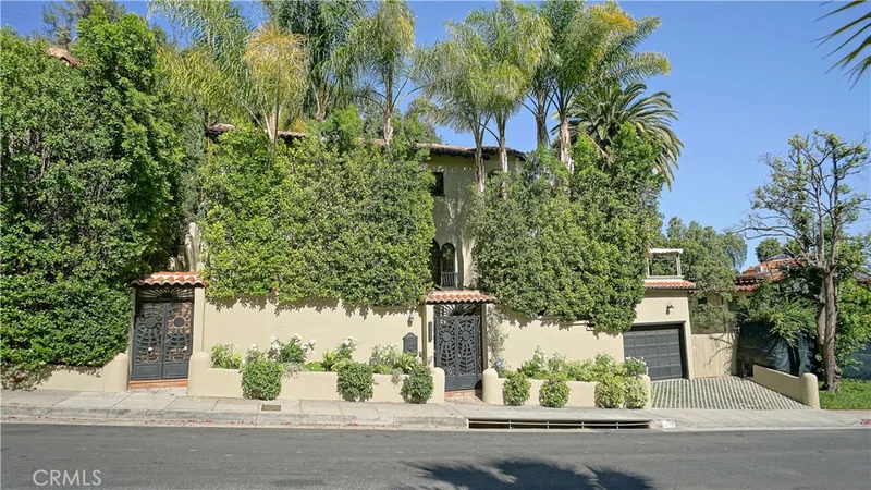 1908 Curson, Los Angeles, CA 90046