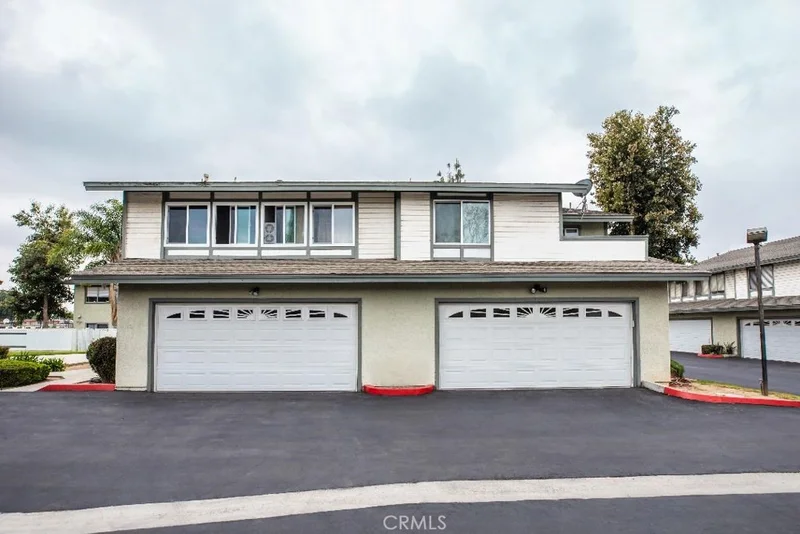 891 Alvarado #J, Pomona, CA 91767