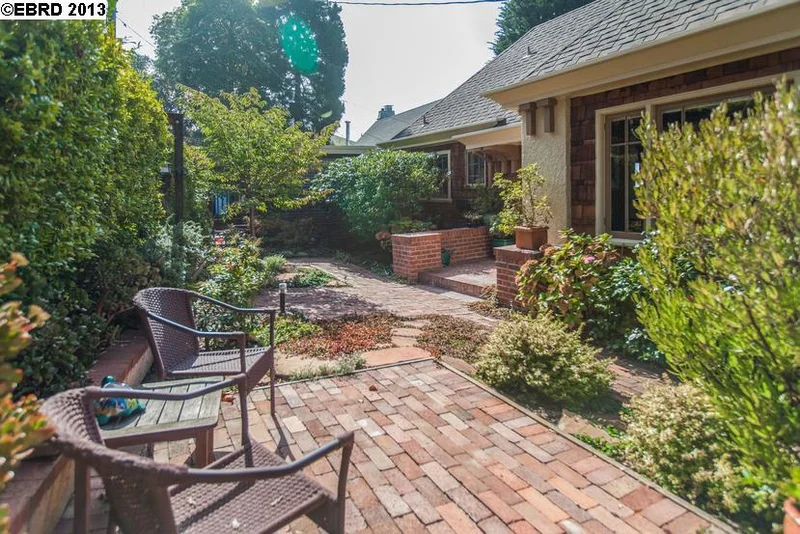 1010 Oxford St, Berkeley, CA 94707-2622