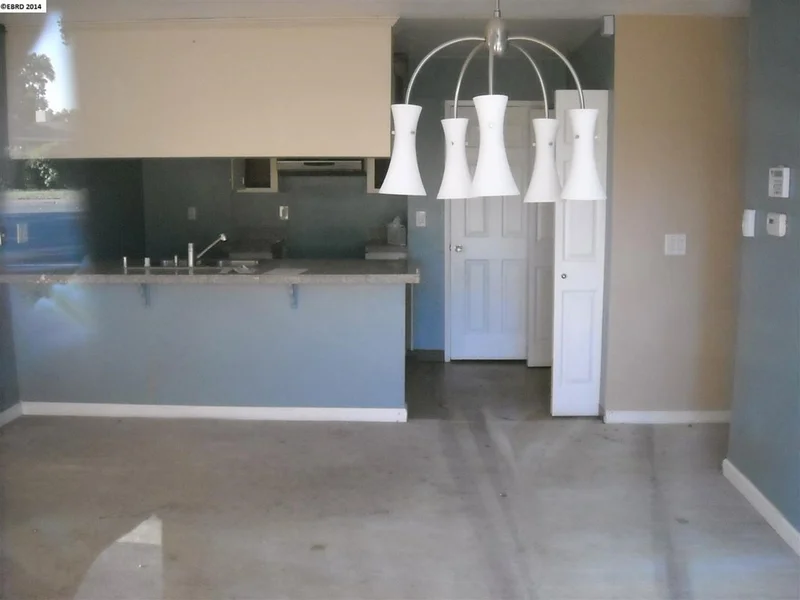 2601 Belmont Ln, Antioch, CA 94509-4103