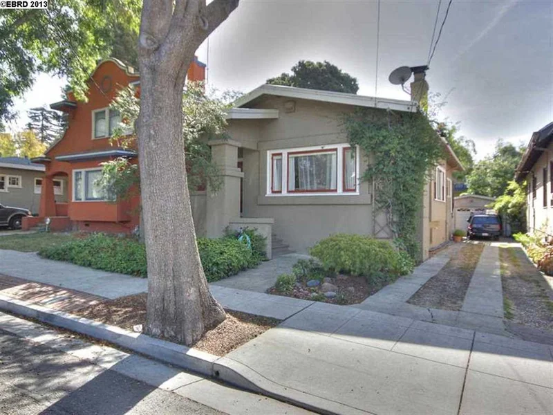 413 60th St, Oakland, CA 94609-1301