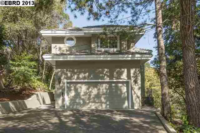 2937 London Rd, Oakland, CA 94602-3567
