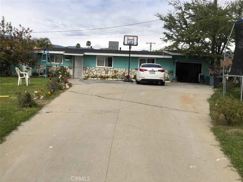 623 5th, Azusa, CA 91702